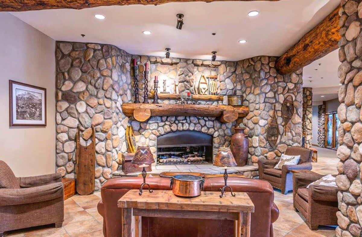 Studio 211 - Perfect Location With Pool And Hot Tub Crested Butte Exterior photo