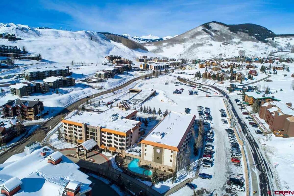 Studio 211 - Perfect Location With Pool And Hot Tub Crested Butte Exterior photo